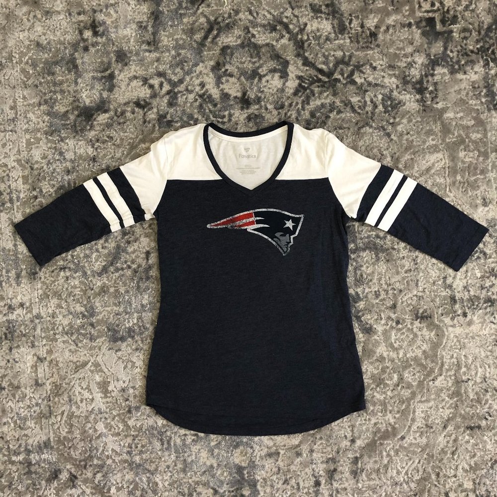 Fanatics NE Patriots NFL 3/4 Sleeve V-Neck T-Shirt